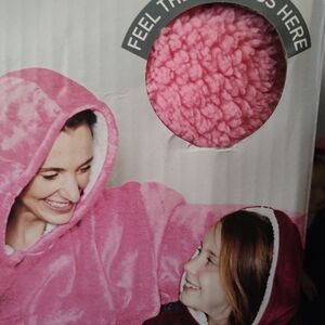 Reversible Blanket Hoodie Pink One Size